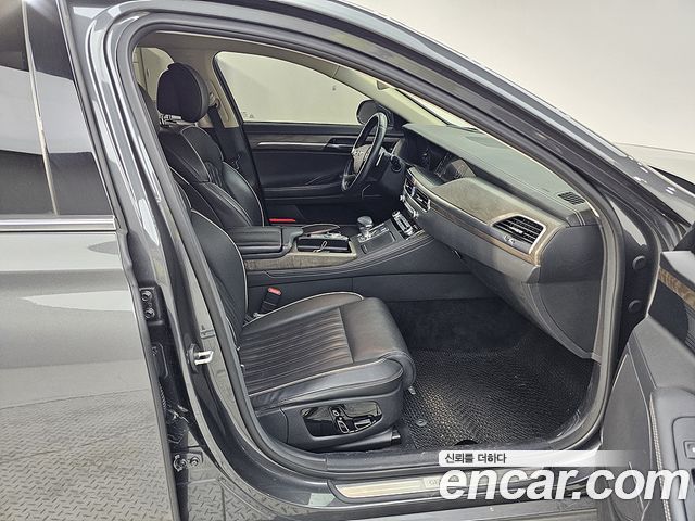 Genesis G90 2019 — photo 11
