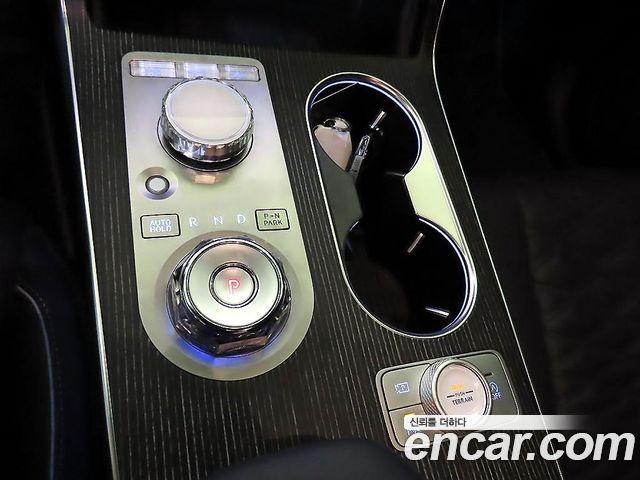 Genesis GV80 2024 — photo 12