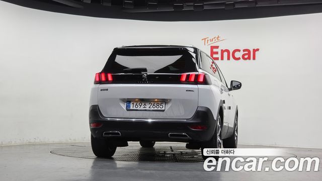 Peugeot 5008 2021 — photo 4