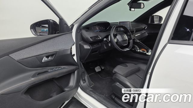 Peugeot 5008 2021 — photo 13