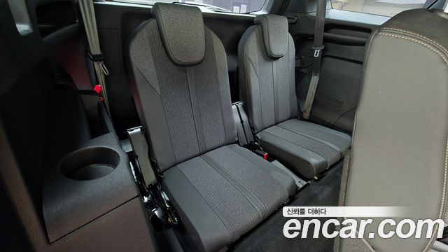 Peugeot 5008 2021 — photo 24