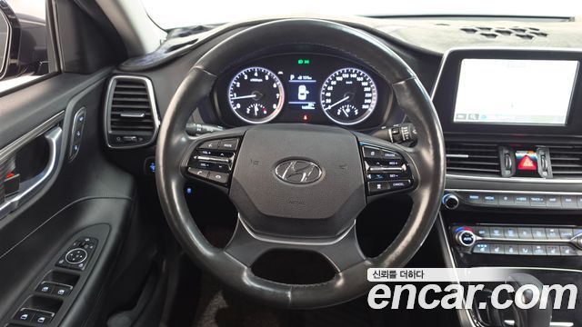 Hyundai Grandeur 2019 — photo 18