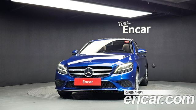 Mercedes-Benz C-Class 2019 — photo 3