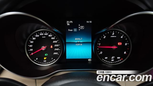 Mercedes-Benz C-Class 2019 — photo 8
