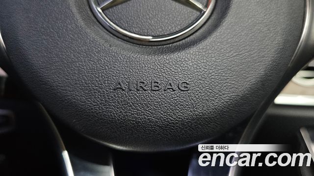 Mercedes-Benz E-Class 2018 — photo 30
