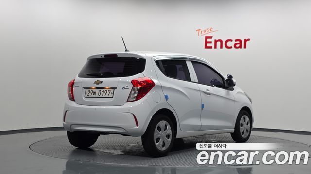 Chevrolet Korea Spark 2017 — photo 2