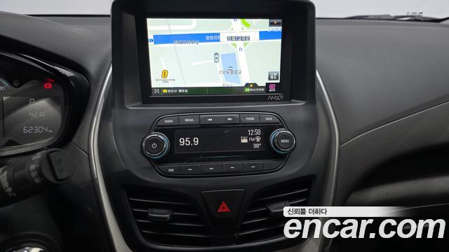 Chevrolet Korea Spark 2017 — photo 16