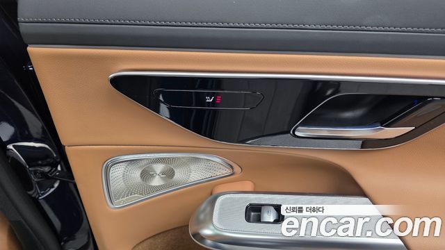 Mercedes-Benz E-Class 2024 — photo 23