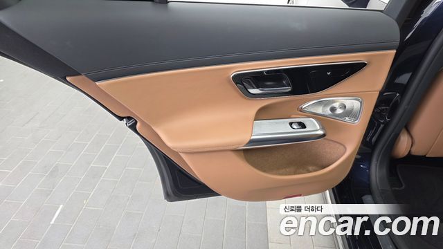 Mercedes-Benz E-Class 2024 — photo 15