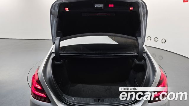 Mercedes-Benz S-Class 2018 — photo 20