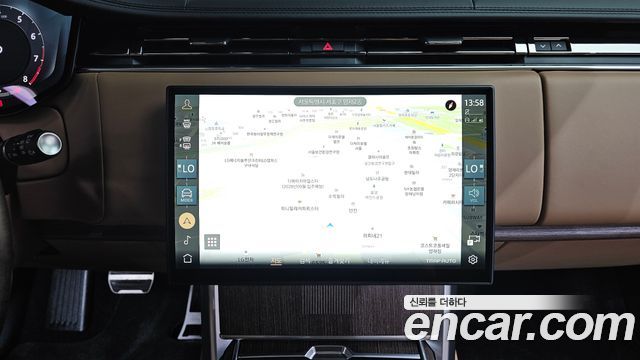 Land Rover Range Rover 2026 — photo 14