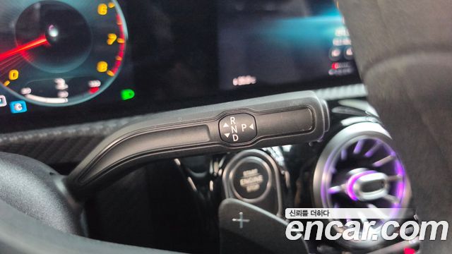 Mercedes-Benz A-Class 2020 — photo 12