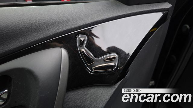 Hyundai Grandeur 2012 — photo 17
