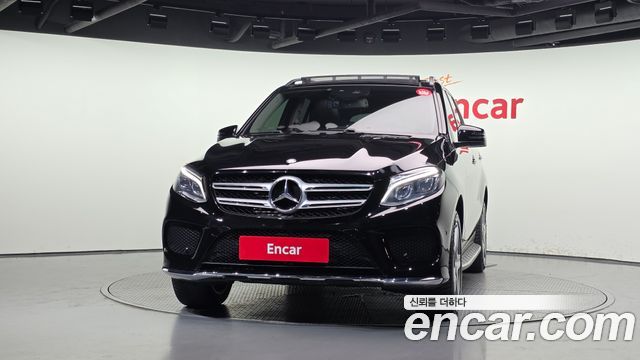 Mercedes-Benz GLE-Class 2016 — photo 3