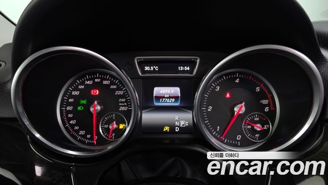 Mercedes-Benz GLE-Class 2016 — photo 8