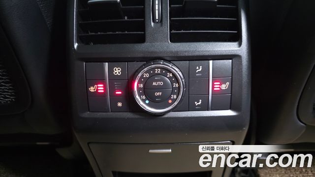 Mercedes-Benz GLE-Class 2016 — photo 19