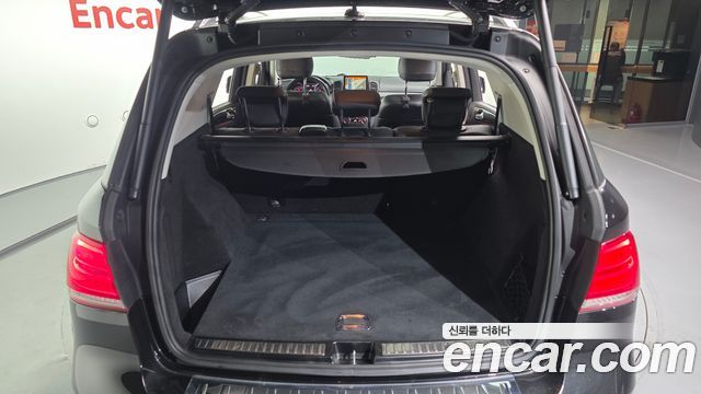 Mercedes-Benz GLE-Class 2016 — photo 20