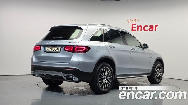 Mercedes-Benz GLC-Class 2021 — photo 2