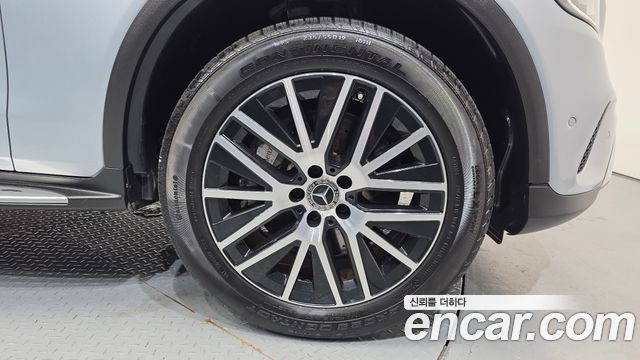 Mercedes-Benz GLC-Class 2021 — photo 5