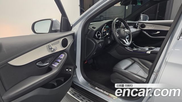 Mercedes-Benz GLC-Class 2021 — photo 13