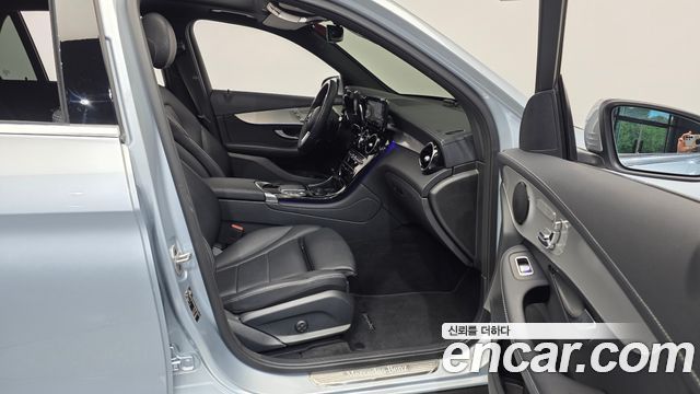 Mercedes-Benz GLC-Class 2021 — photo 17
