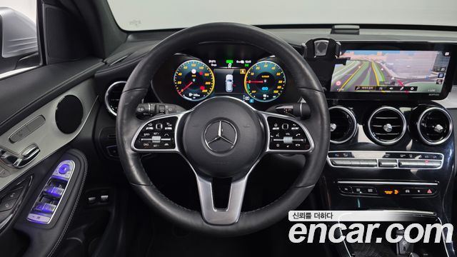 Mercedes-Benz GLC-Class 2021 — photo 19