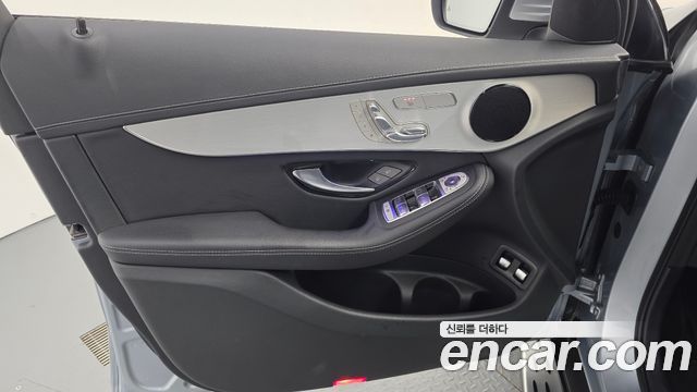 Mercedes-Benz GLC-Class 2021 — photo 14