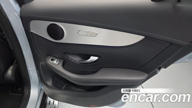 Mercedes-Benz GLC-Class 2021 — photo 15