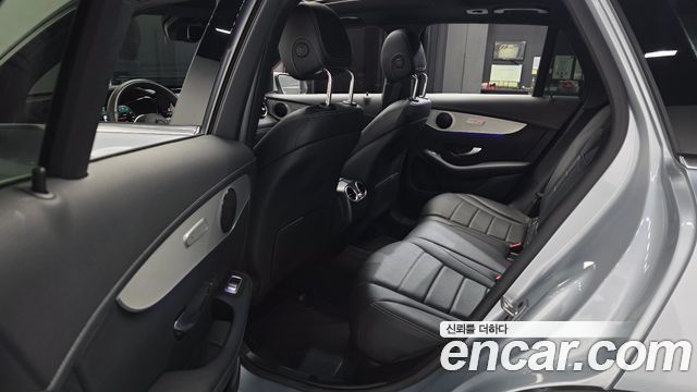 Mercedes-Benz GLC-Class 2021 — photo 16