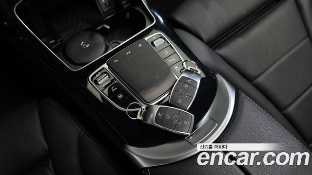 Mercedes-Benz GLC-Class 2021 — photo 30