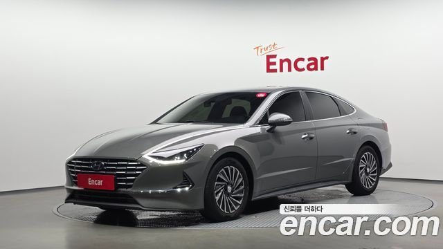 Hyundai Sonata 2022 — photo 1