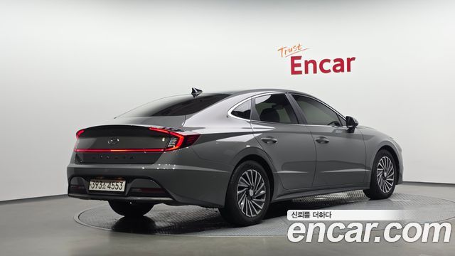 Hyundai Sonata 2022 — photo 2
