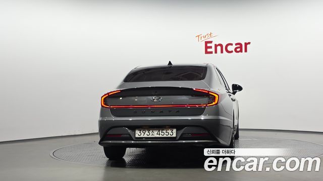 Hyundai Sonata 2022 — photo 4