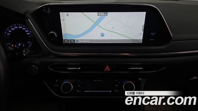 Hyundai Sonata 2022 — photo 20