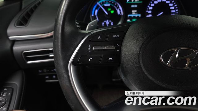 Hyundai Sonata 2022 — photo 23