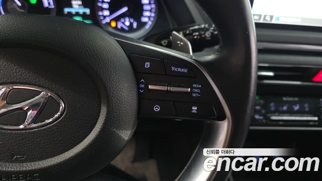 Hyundai Sonata 2022 — photo 24