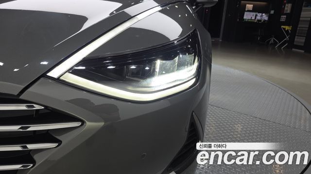 Hyundai Sonata 2022 — photo 8