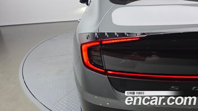 Hyundai Sonata 2022 — photo 9