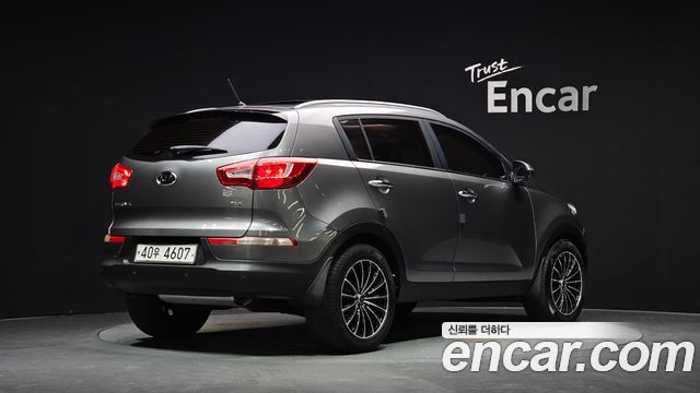 Kia Sportage 2011 — photo 2