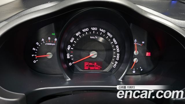 Kia Sportage 2011 — photo 8