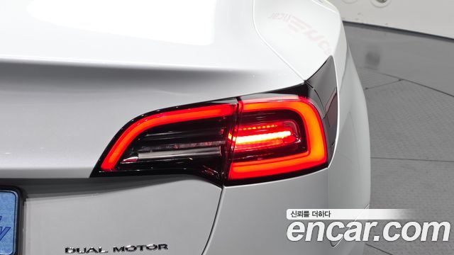 Tesla Model 3 2022 — photo 9