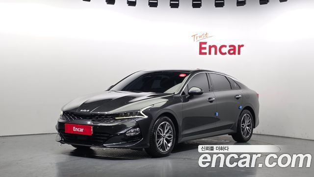 Kia K5 2023 — photo 1