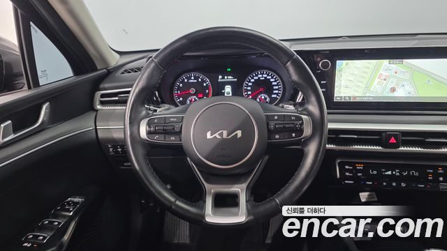 Kia K5 2023 — photo 20