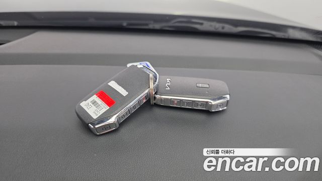 Kia K5 2023 — photo 22
