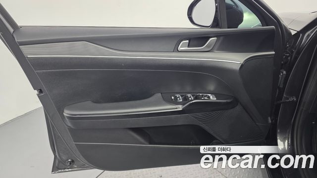Kia K5 2023 — photo 14