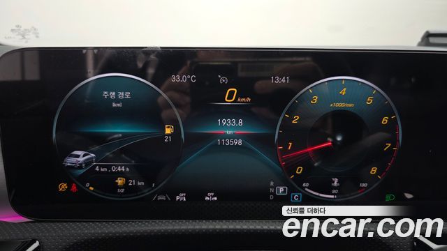 Mercedes-Benz CLA-Class 2021 — photo 8