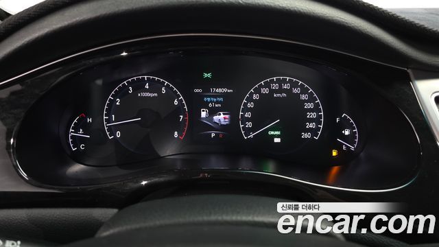 Hyundai Genesis 2012 — photo 11