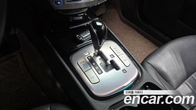Hyundai Genesis 2012 — photo 12