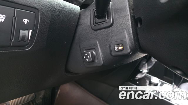 Hyundai Genesis 2012 — photo 24