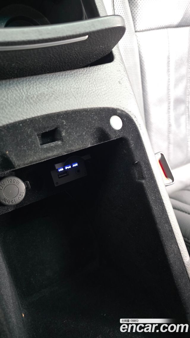 Hyundai Genesis 2012 — photo 30